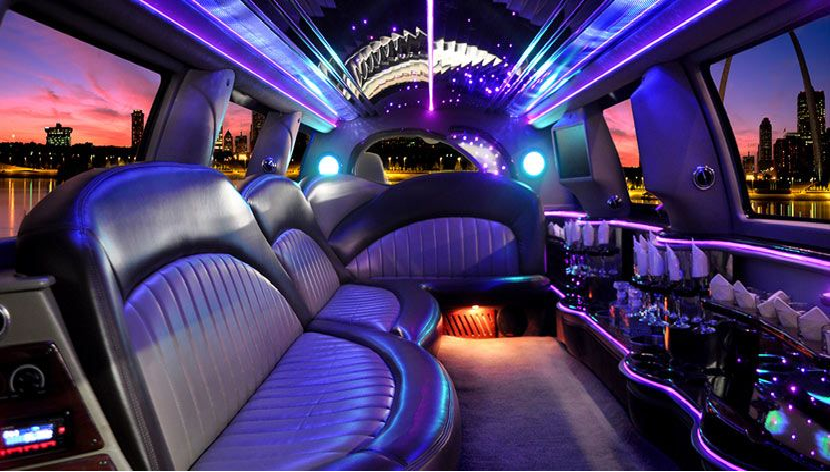 Enjoying Utmost Luxury on Your Vacation with a Limo Ride